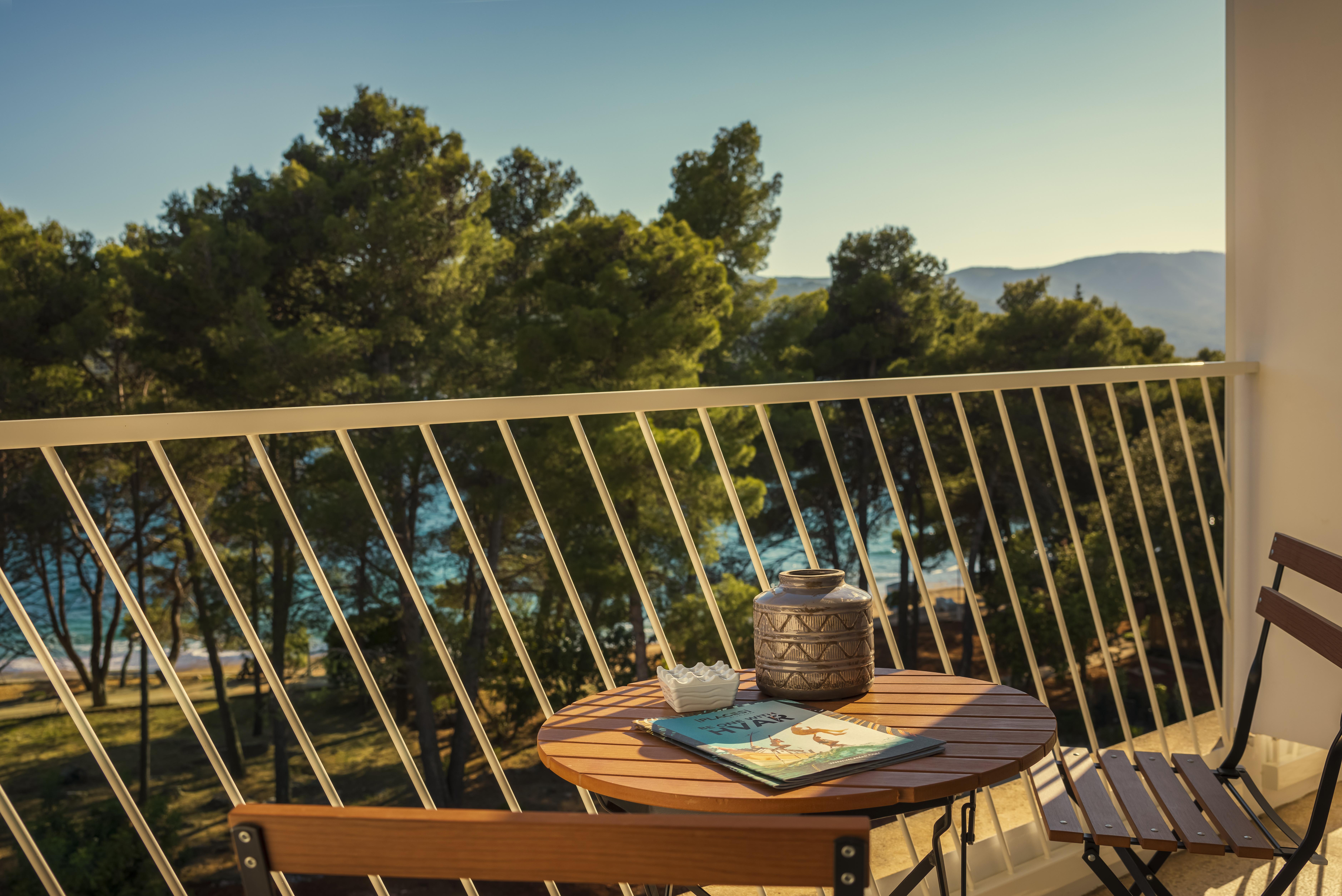Places Hvar Hotel By Valamar 斯塔里格勒 外观 照片